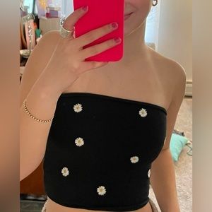 Women's Black and White Crop-top